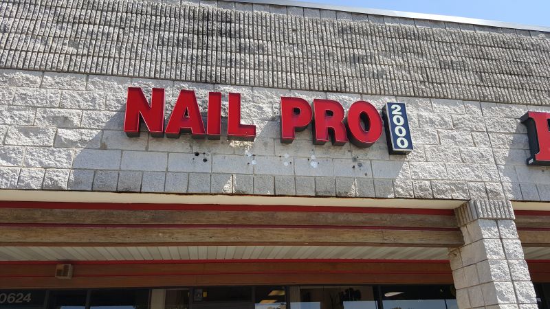 Nail Pro 2000